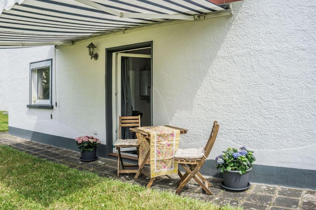 Schoenes Haus Mit Grossem Garten Seligenstadt Exterior foto
